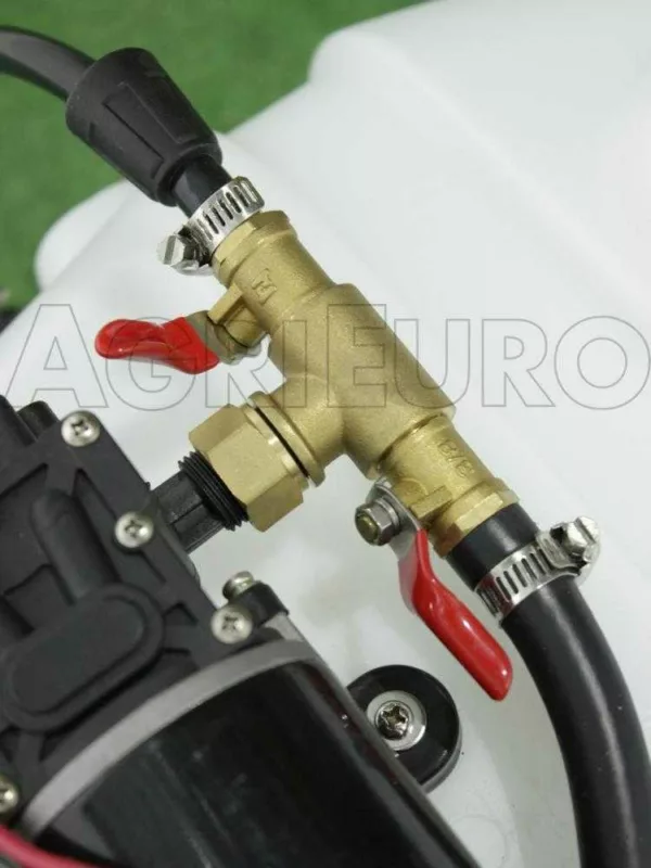 GeoTech CZ60C - Botticella irrorazione per trattorino - Pompa 12V - 60L - immagine 8