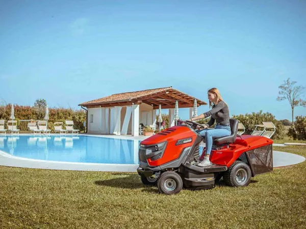 Snapper RPX92 - Trattorino tagliaerba - Briggs&Stratton 656cc - Cesto di raccolta