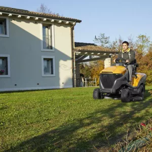 Stiga Estate 7122 W - Trattorino tagliaerba a scoppio - Motore ST 700